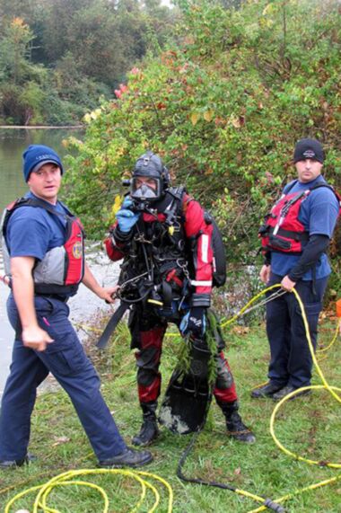 ERDI Dry Suit Technician Course