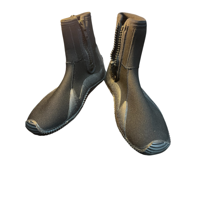 Classic 5mm Dive Boot (Size 11, Used)
