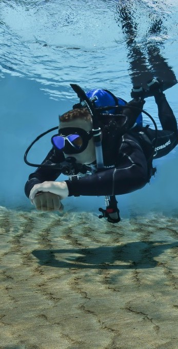 Master Scuba Diver Development - Discontinued Size Chart